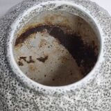 Vase boule art déco en fonte émaillée 1930