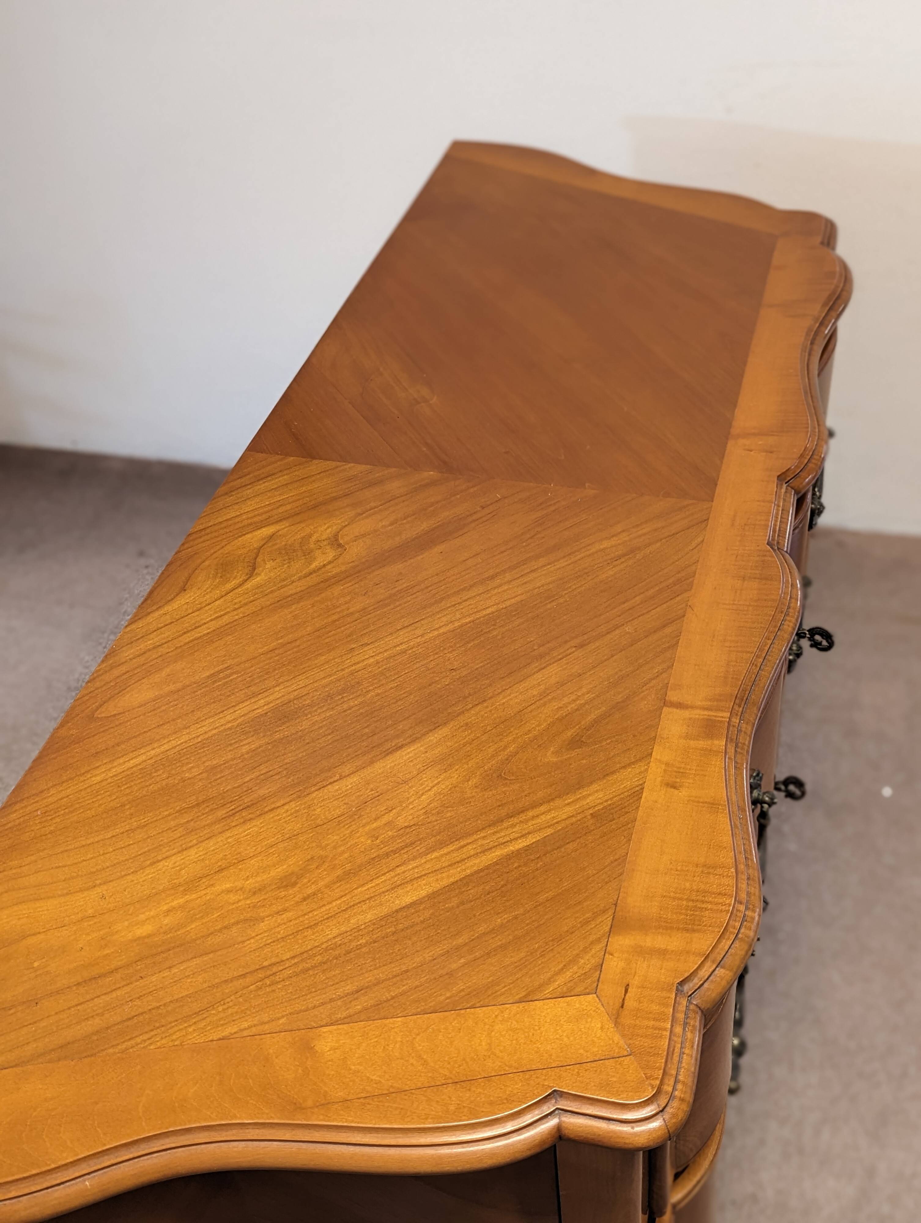 Grenoble chest of drawers