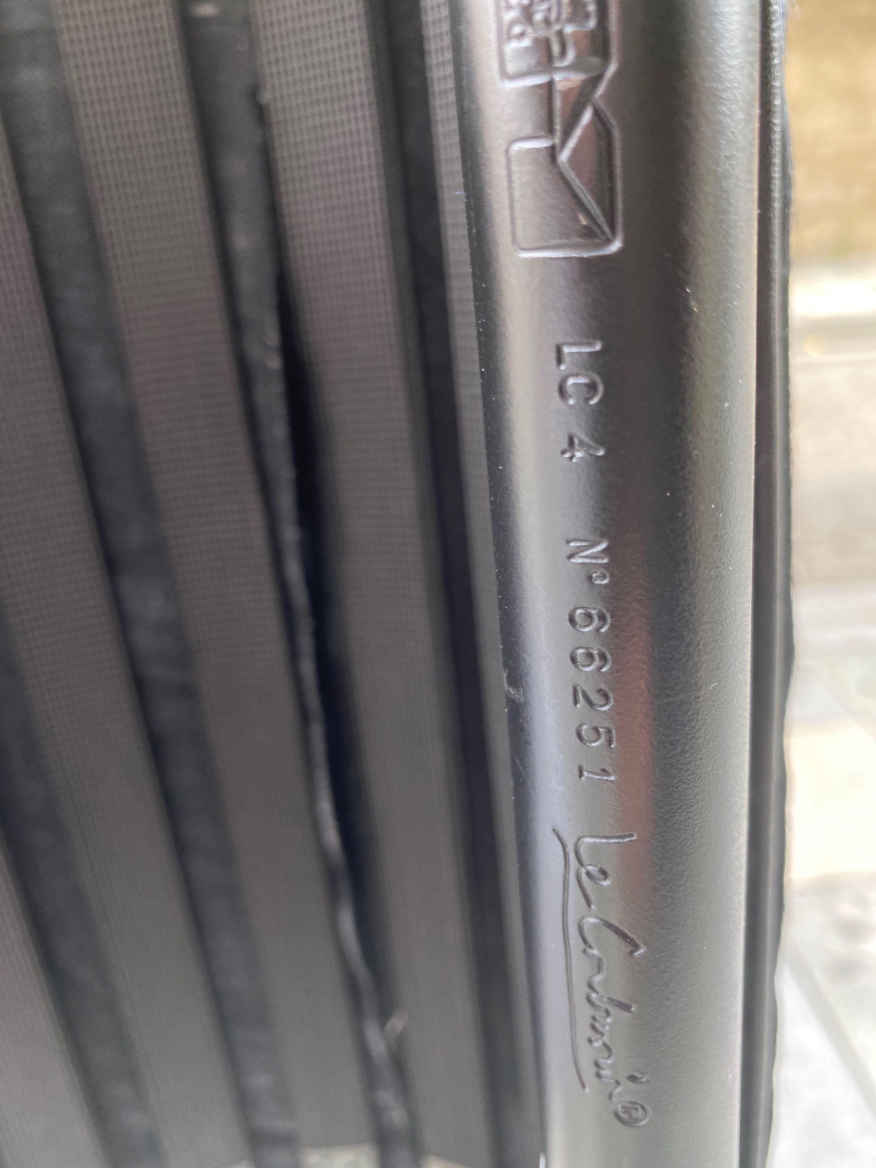 Le Corbusier LC4 model long chair