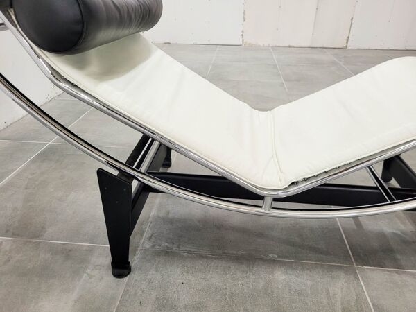 Fauteuil LC4 par Le Corbusier pour Cassina