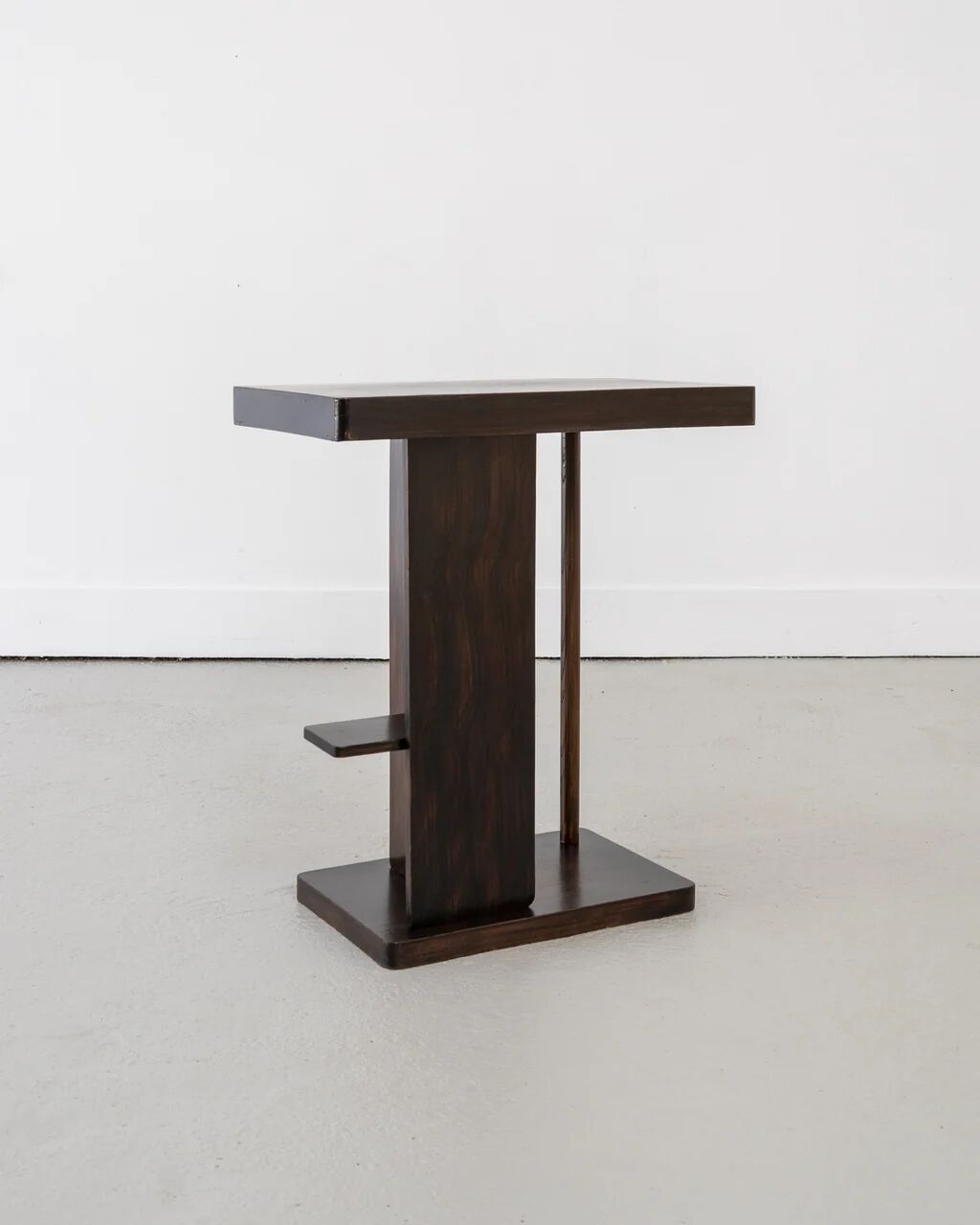 Table console moderniste, France, vers 1930