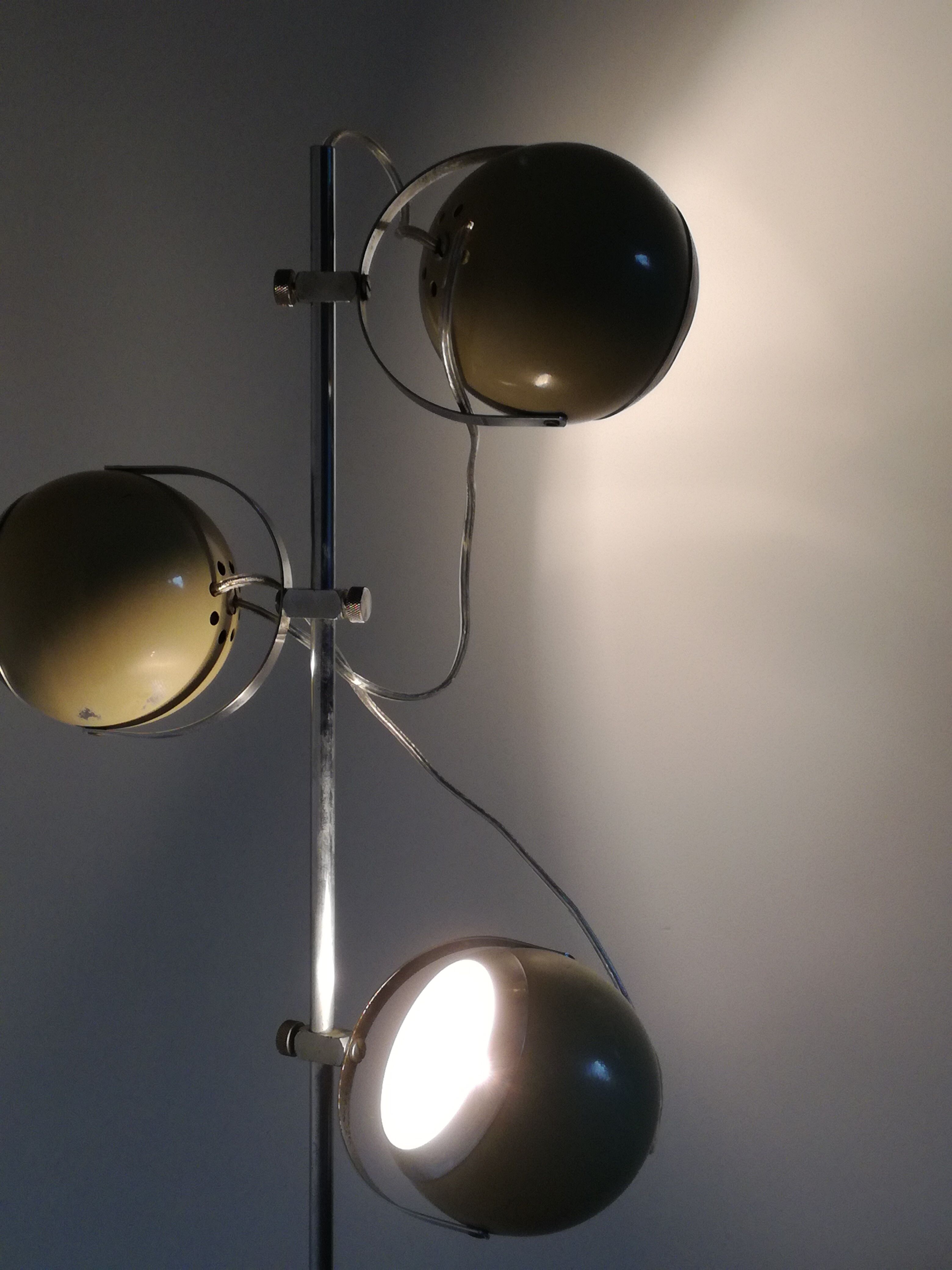 Vintage eyeball lamppost