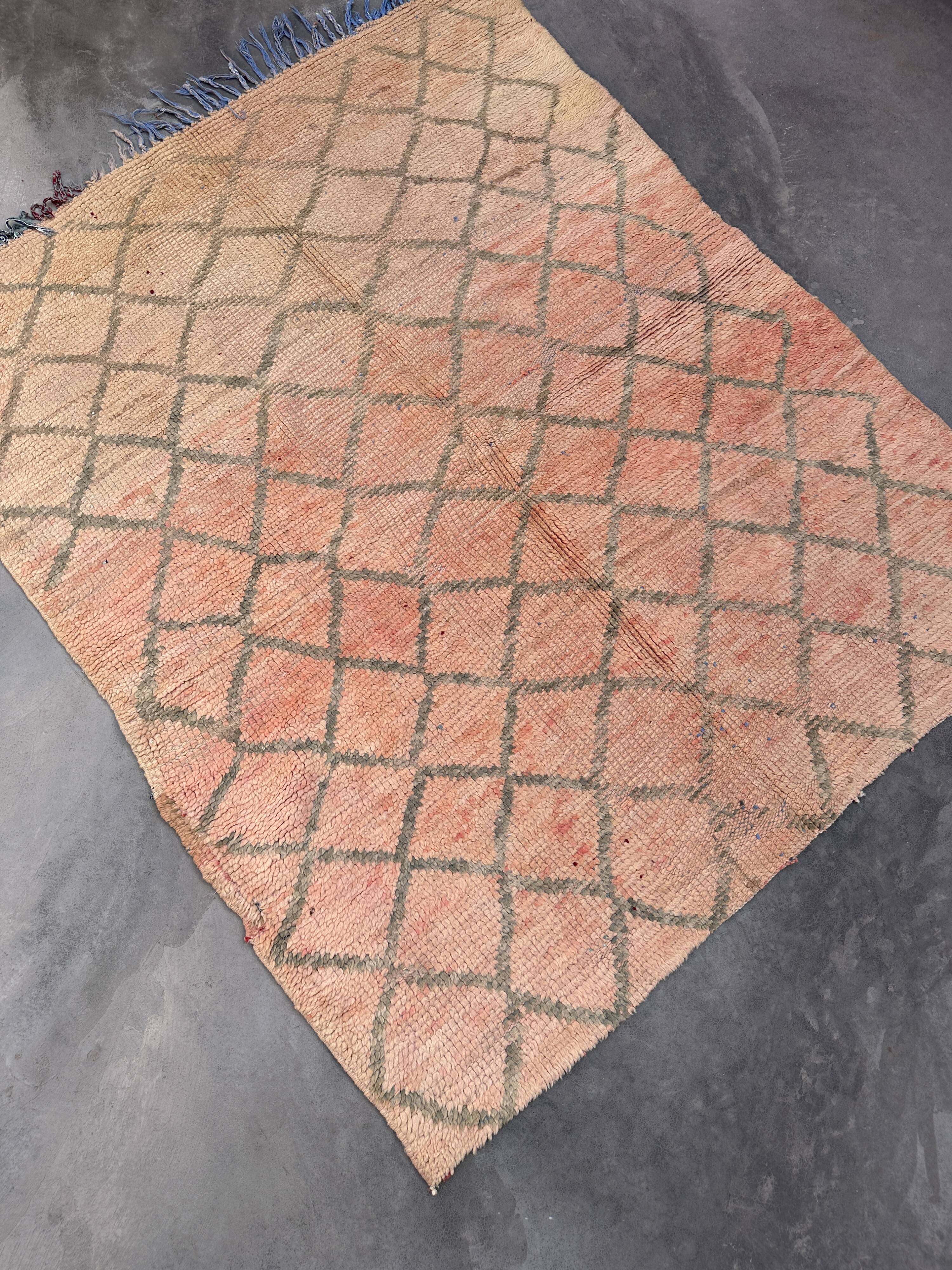 Pink Boujad Moroccan rug - 174 x 147 cm
