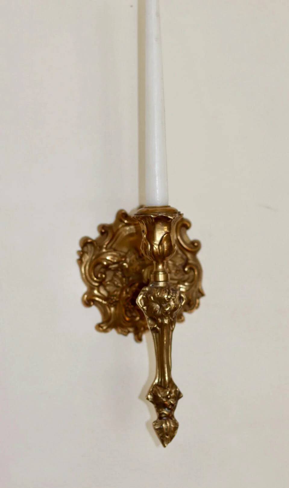 Swedish wall sconce in brass, mid-20th century.
