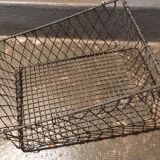 Metal mail basket