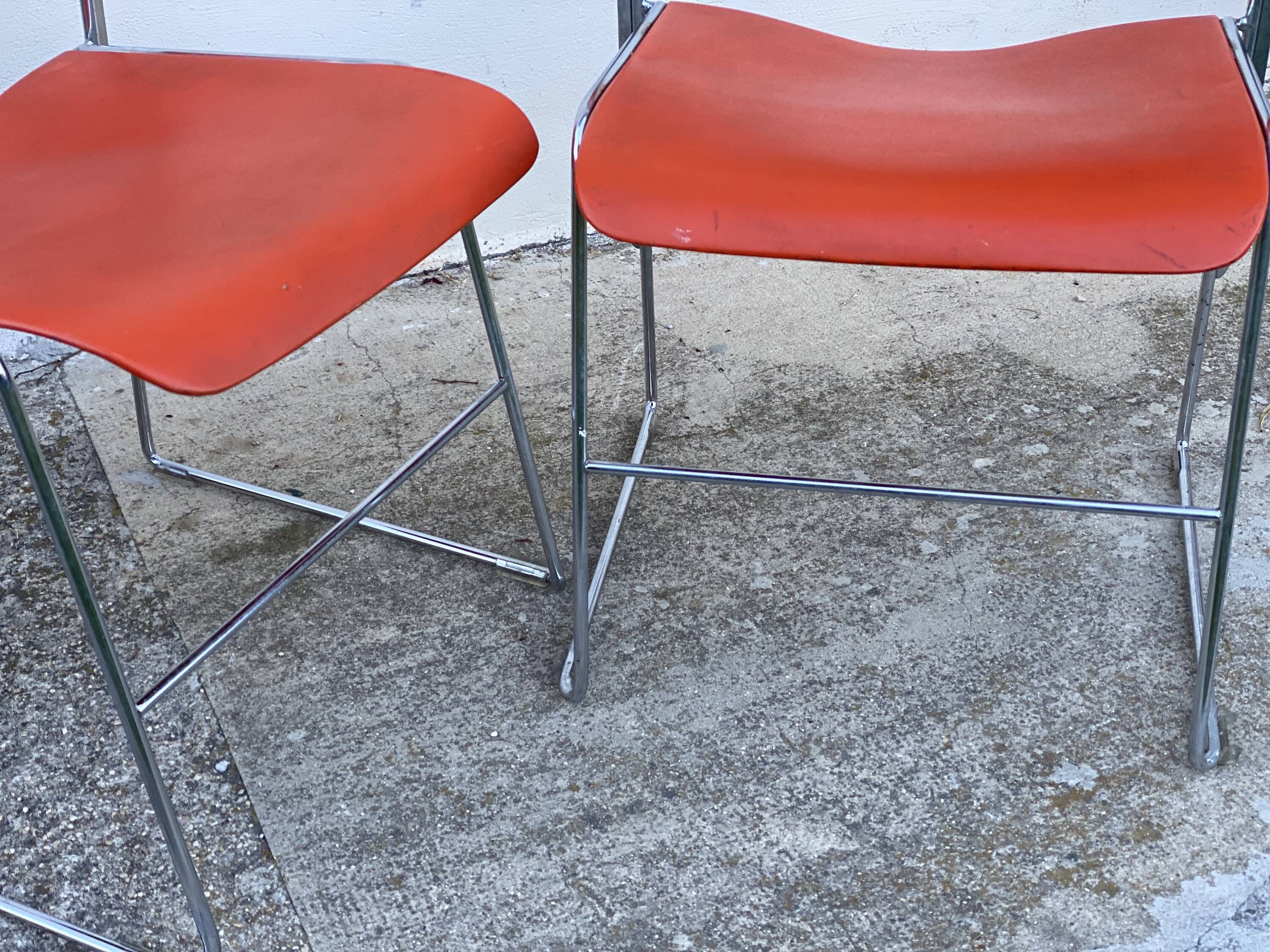 Pair of chairs by David Rowland, US Design, 1976, red metal and chrome