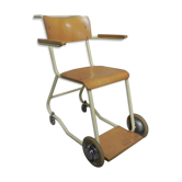 Fauteuil  vintage sur roues