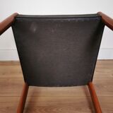 Suite of 4 Scandinavian style chairs