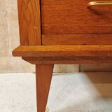 Oak chest of drawers