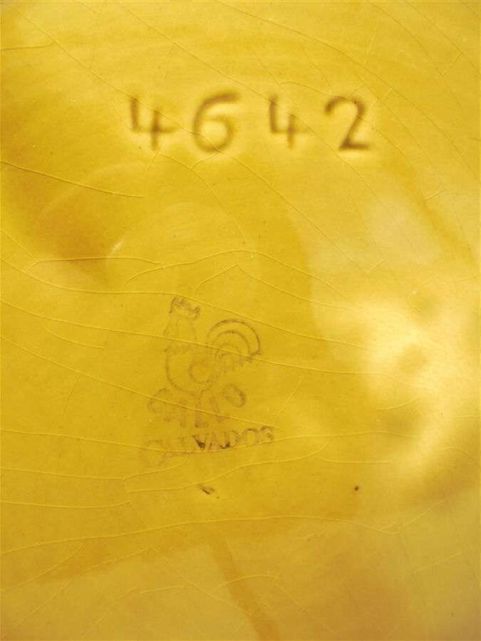 Villeroy & Boch soup tureen and sauce boat