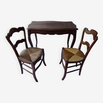 Louis XV office/cabaret table with 2 straw chairs