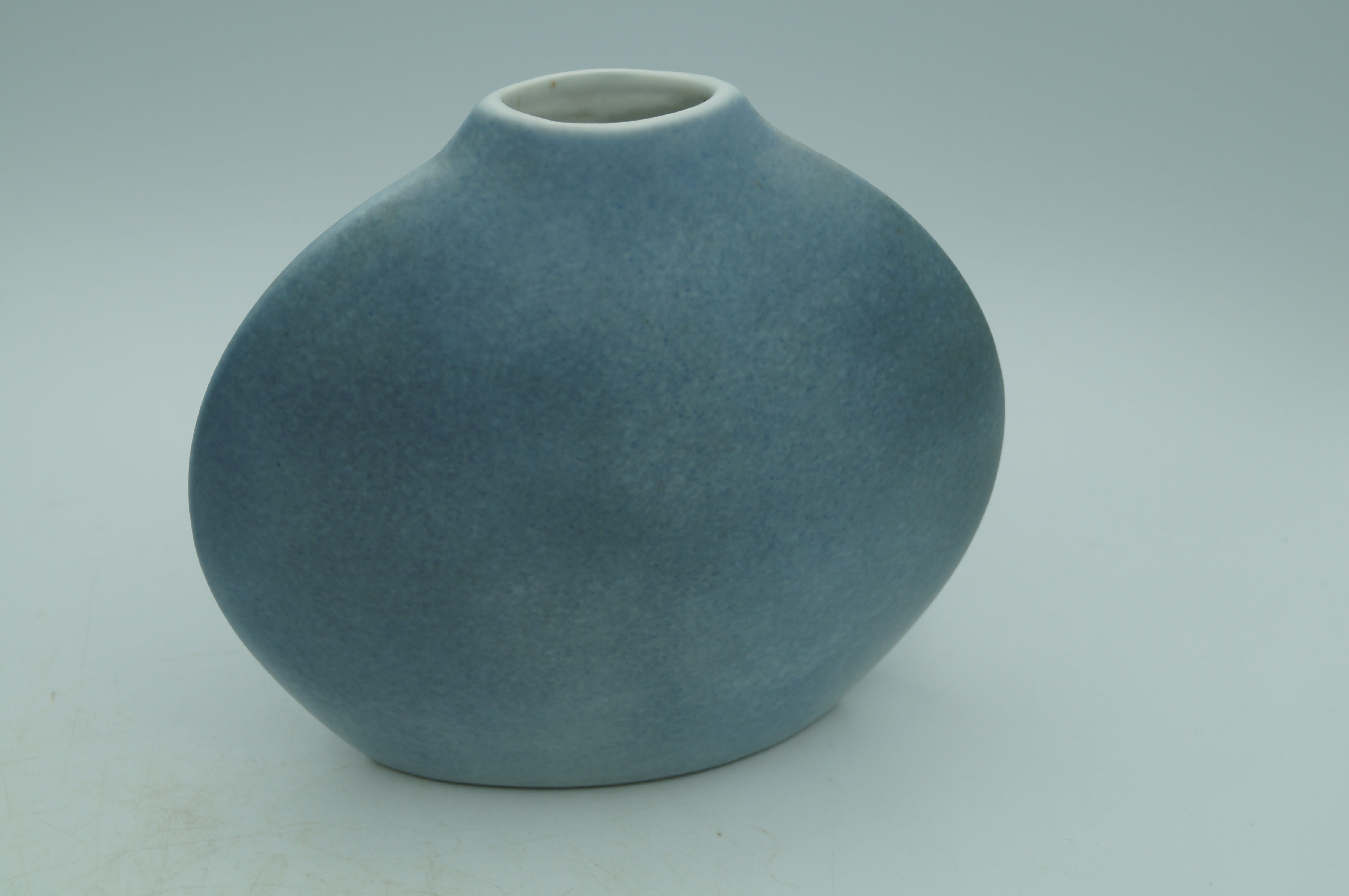 Vase in pocelaine Virebent