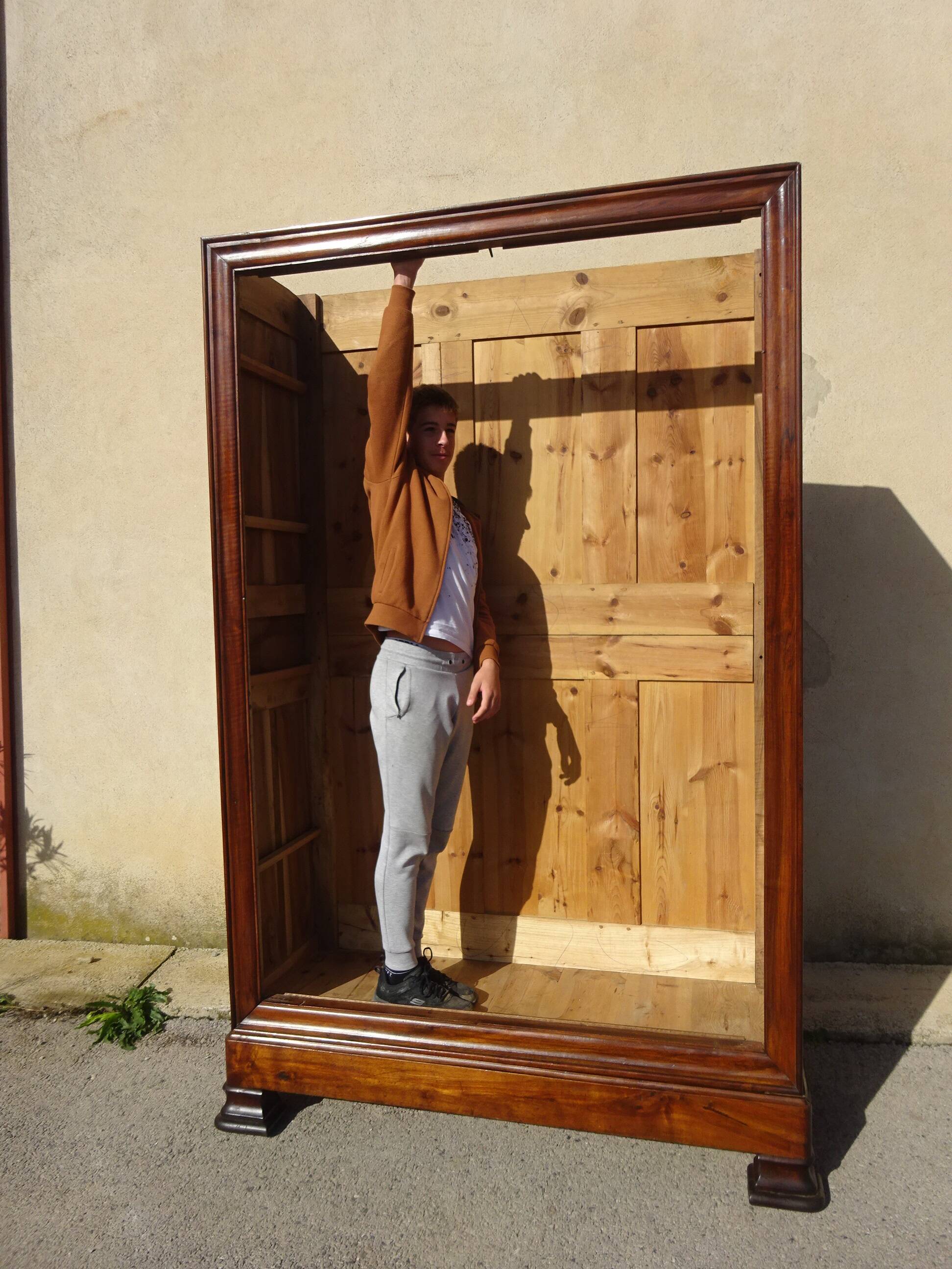 Very large Louis Philippe walnut wardrobe
