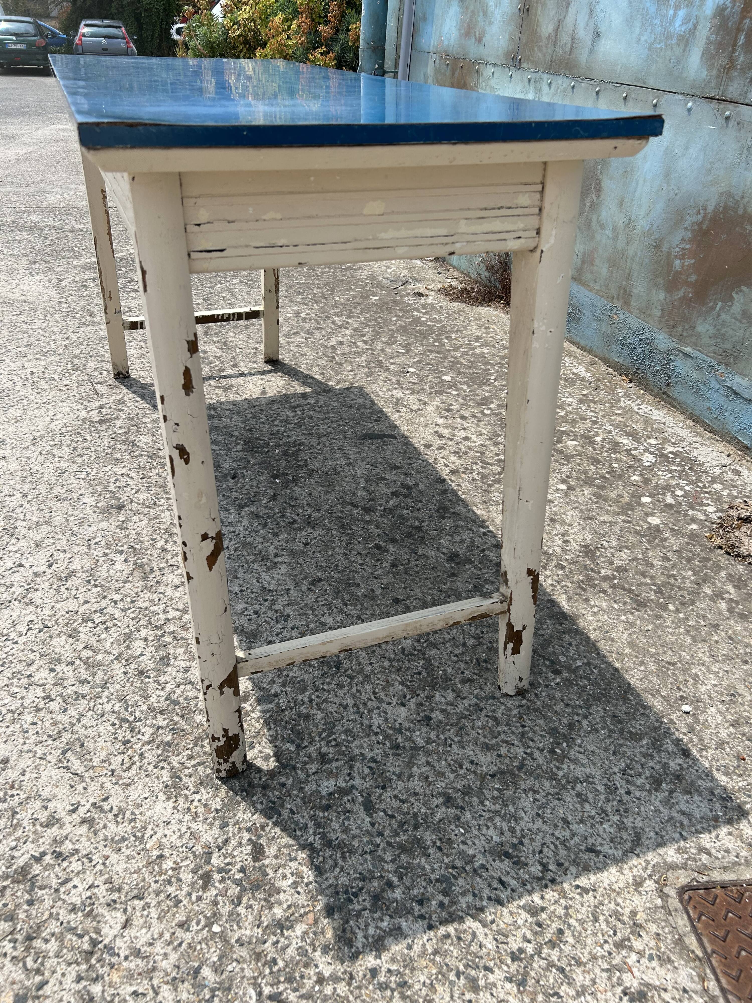 Florist craft table