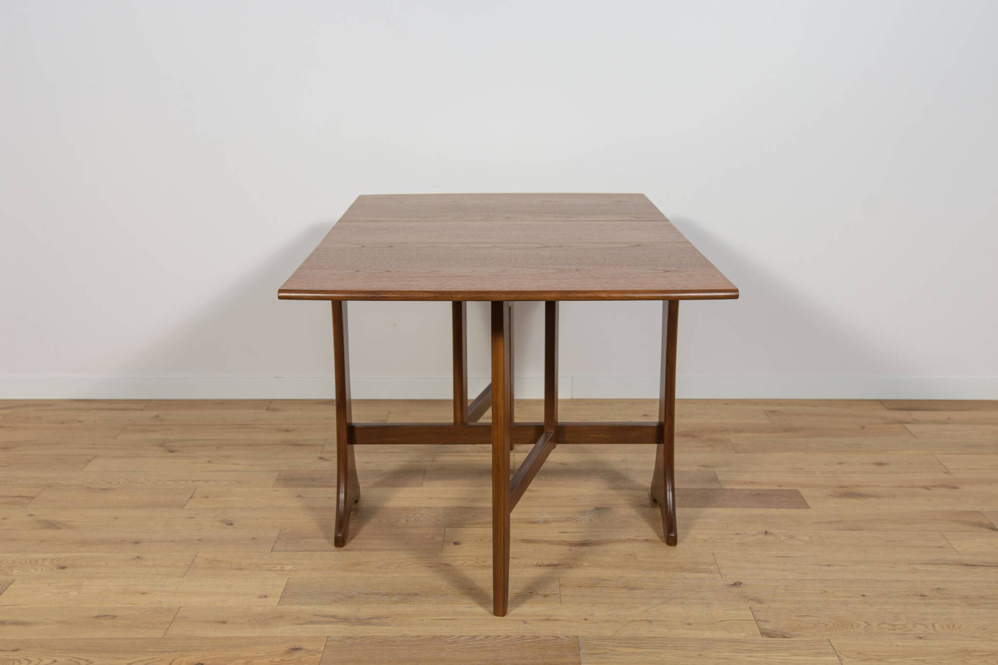 Mid-Century Teak Extendable Dining Table from G-Plan, 1960s