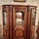 Argentier trois portes dont 2 arrondies, style régence.
