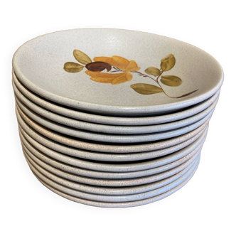 Saint-Amand soup plates