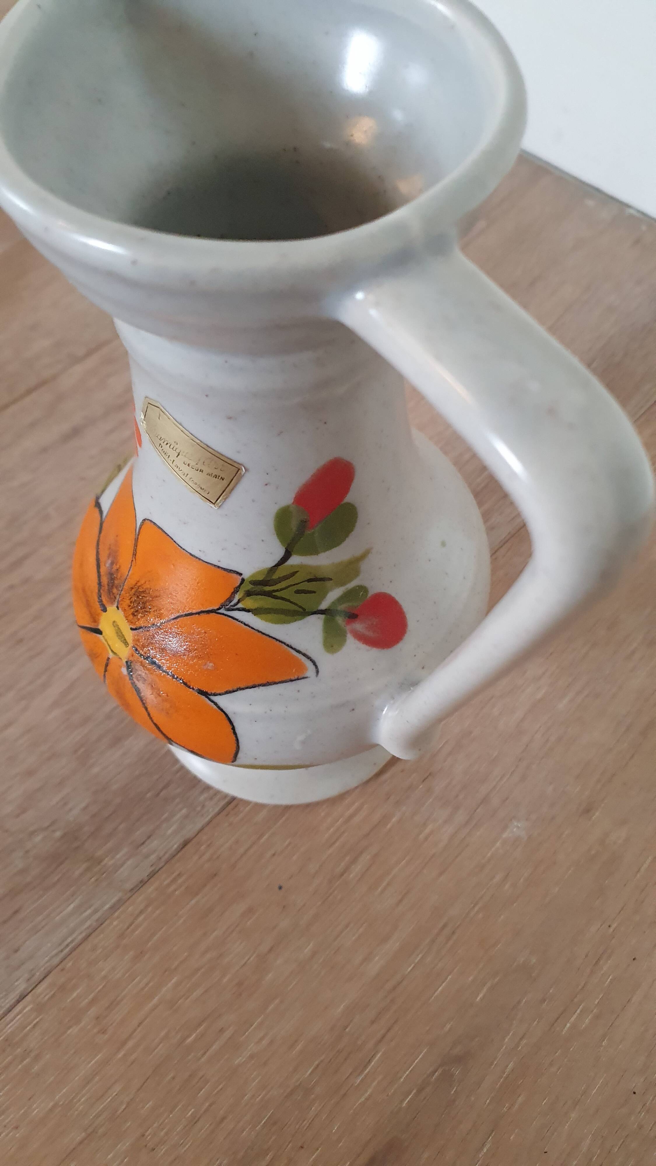 Ceramic vase or pitcher with Poët Laval floral motifs