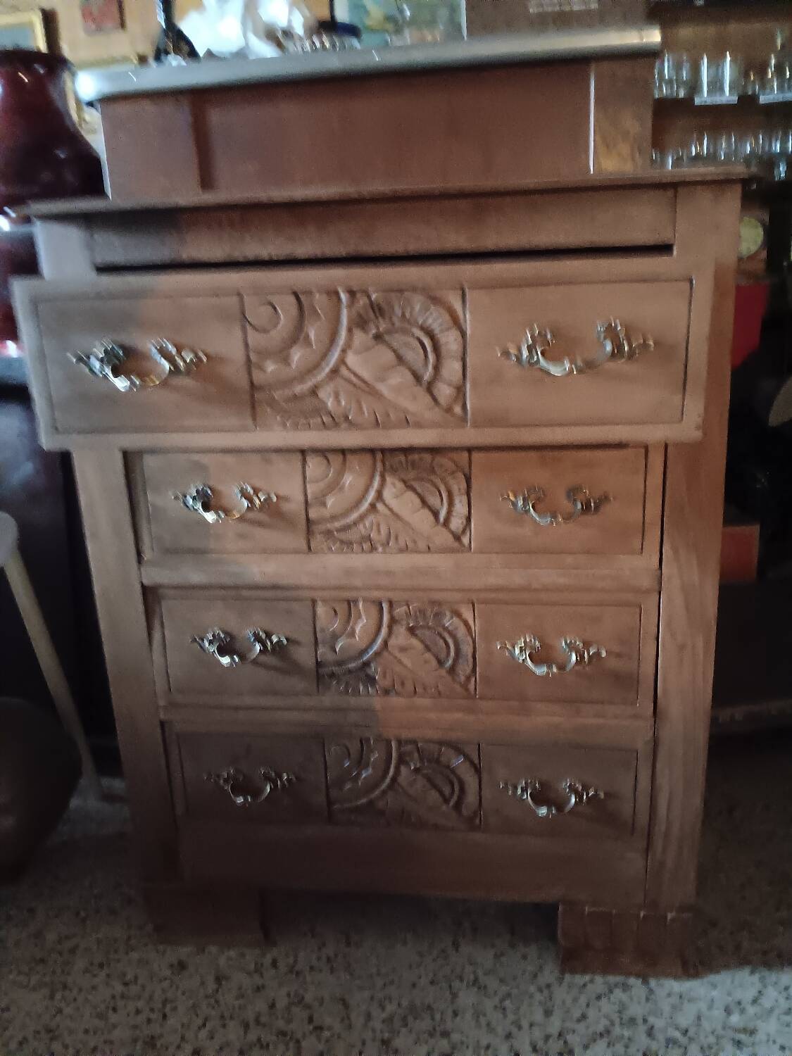 Vintage chest of drawers