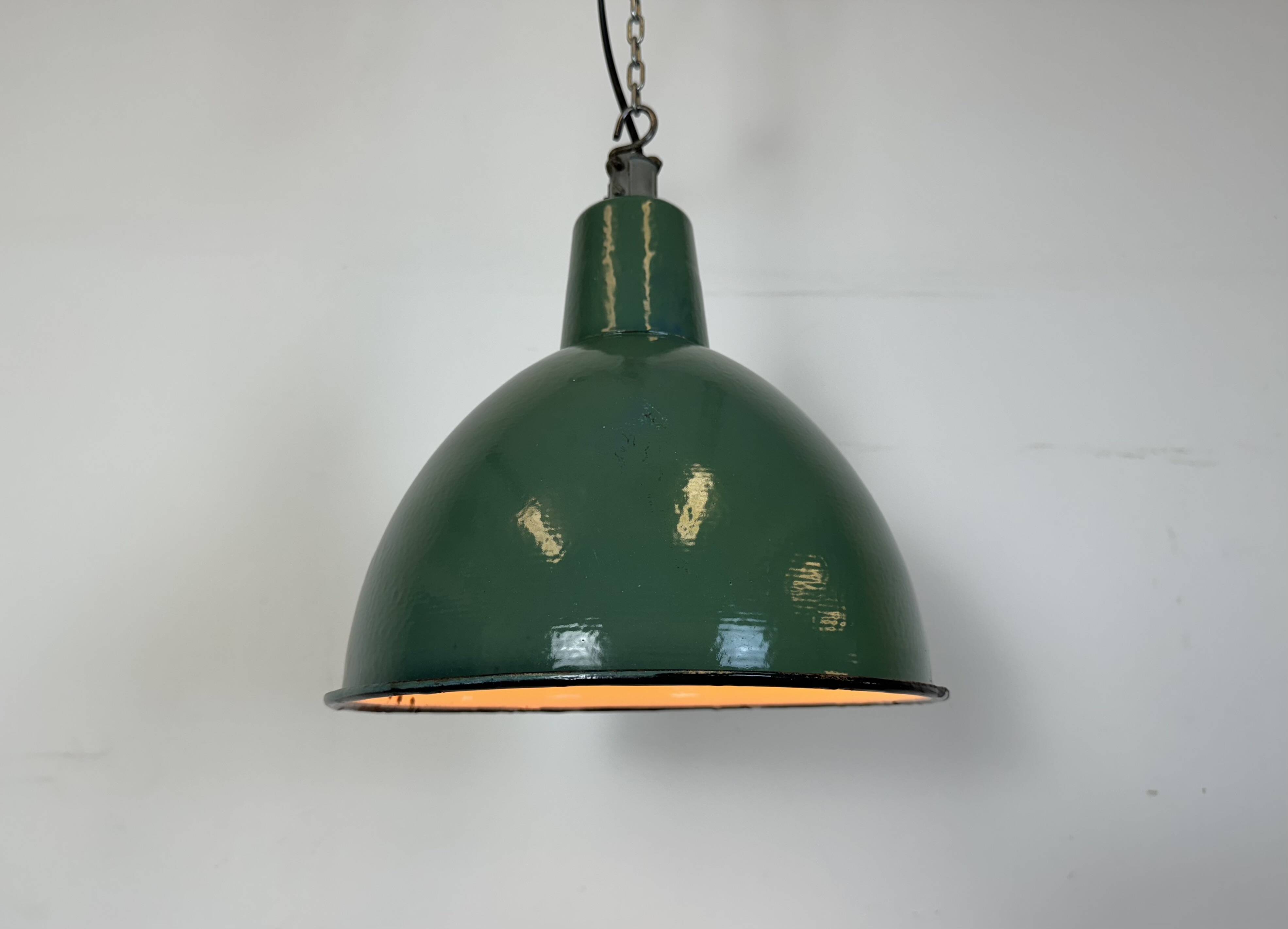 Industrial Green Enamel Factory Pendant Lamp, 1960s