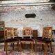 Suite de six chaises en bois naturel de style empire