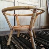 Round coffee table rattan