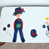 Beautiful wooden toy chest from the 1960s. Nature/gardening decor.