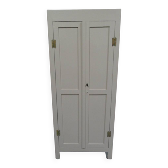 Armoire 2 portes peinte vintage