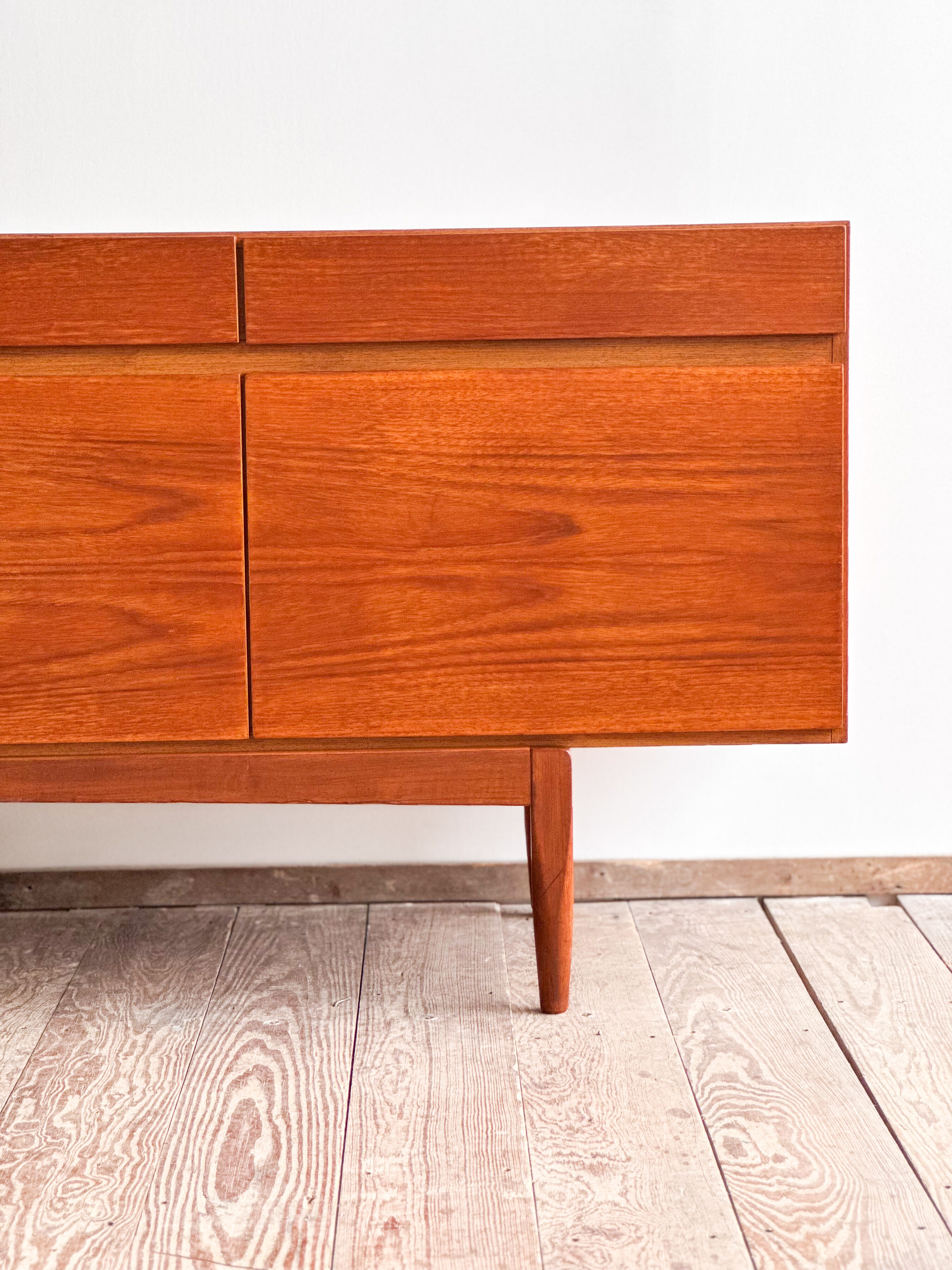 Enfilade Mid-Century en teck, modèle FA66 par Ib Kofod-Larsen pour Faarup