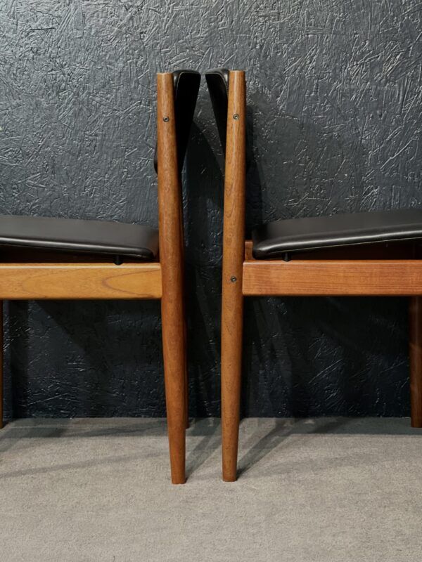 Set of 4 chairs France & Son model 197