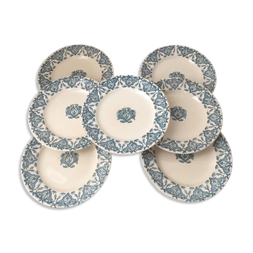 Ensemble de 7 assiettes Terre de Fer Rhodes Longwy XIX
