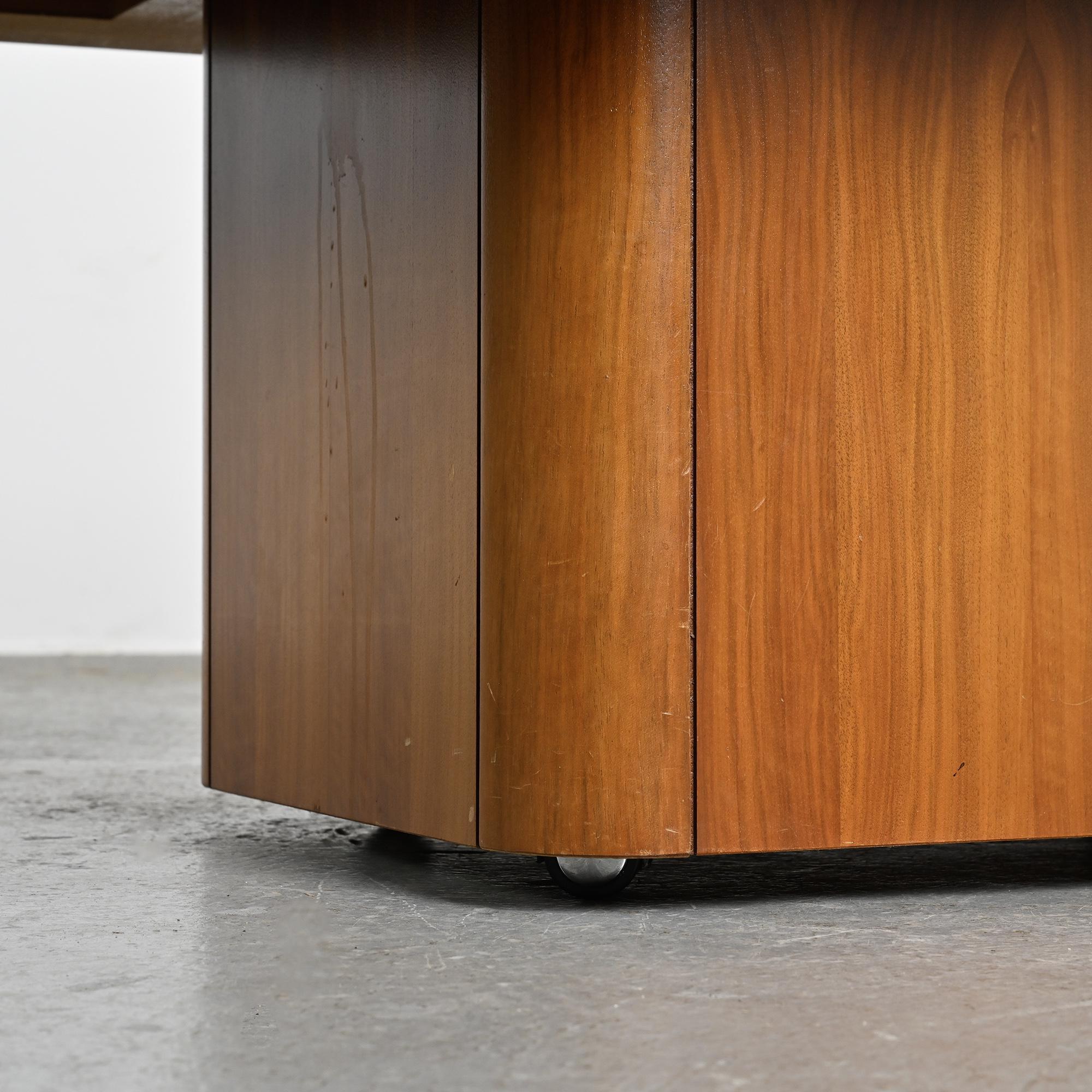 Fossil stone coffee table, Fossile collection, Switzerland, circa 1980.