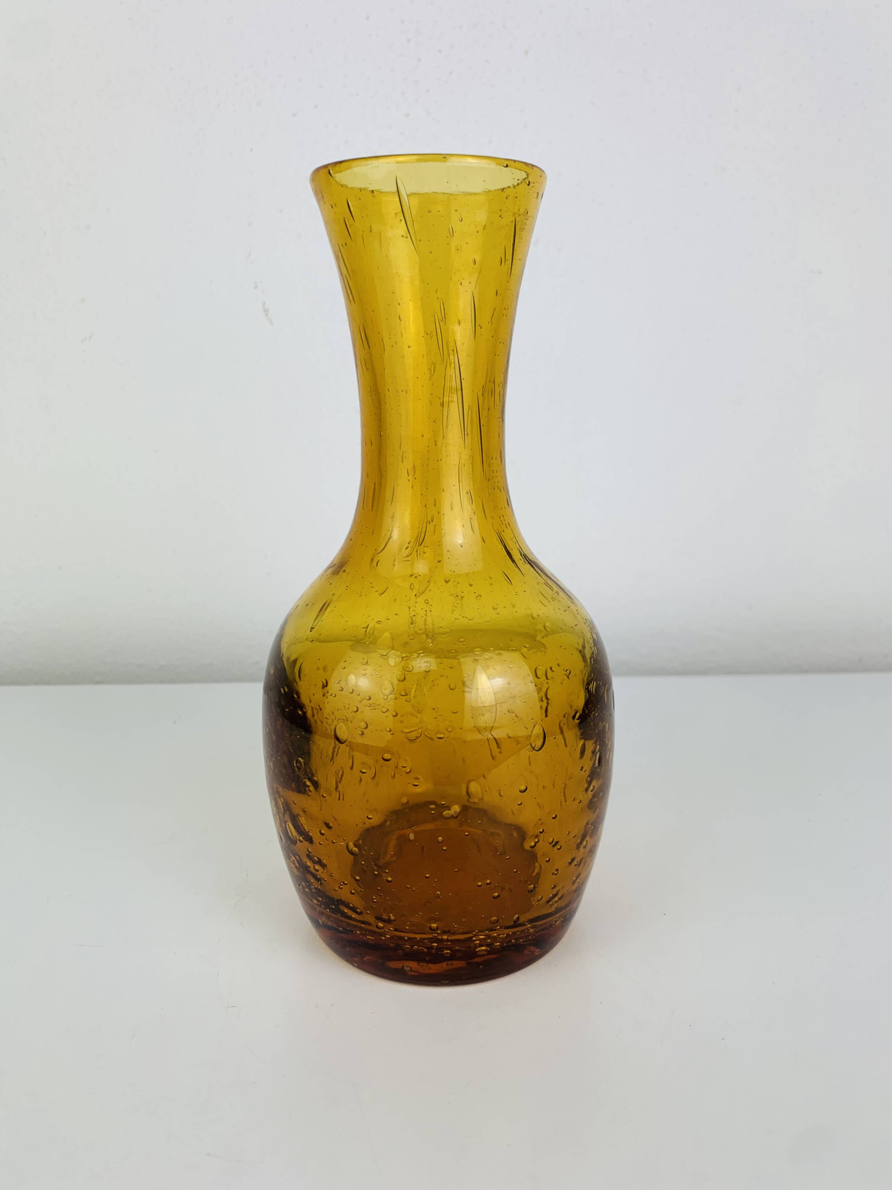 Vase verre bullé ambré vintage
