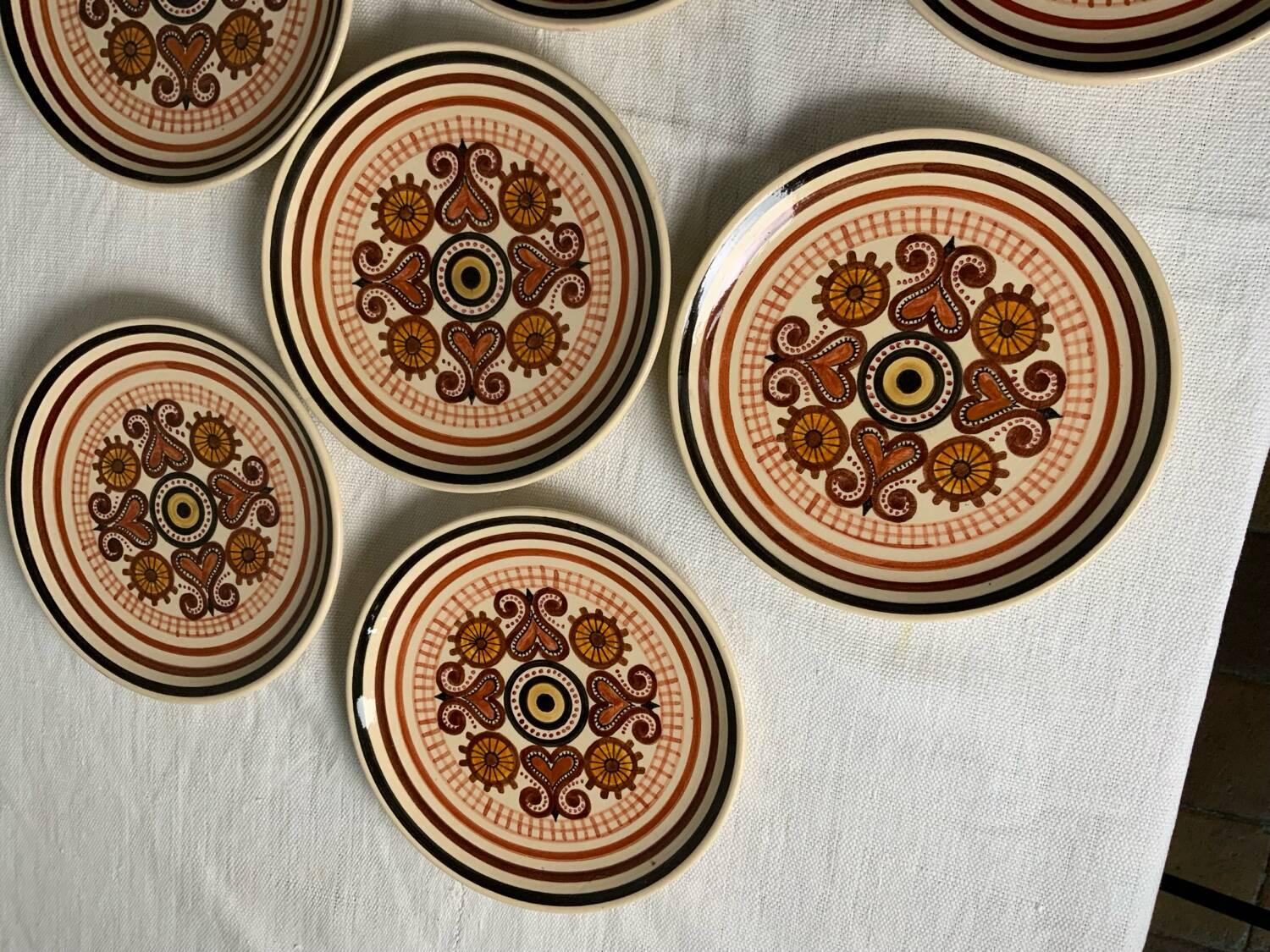 10 assiettes vintage