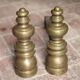 Chenets vintage, paire de chenets, accessoire cheminée, chenets laiton et fonte, andirons