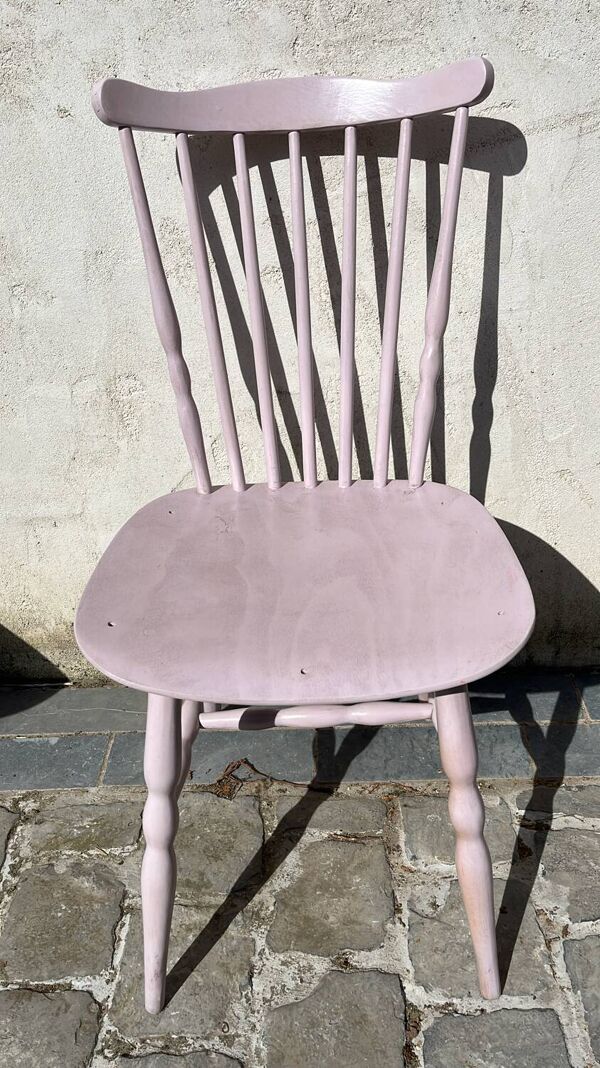 Chaise Baumann rose pâle
