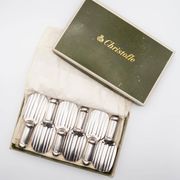 Set of 6 Christofle knife rests in the Strié model in silver-plated metal.