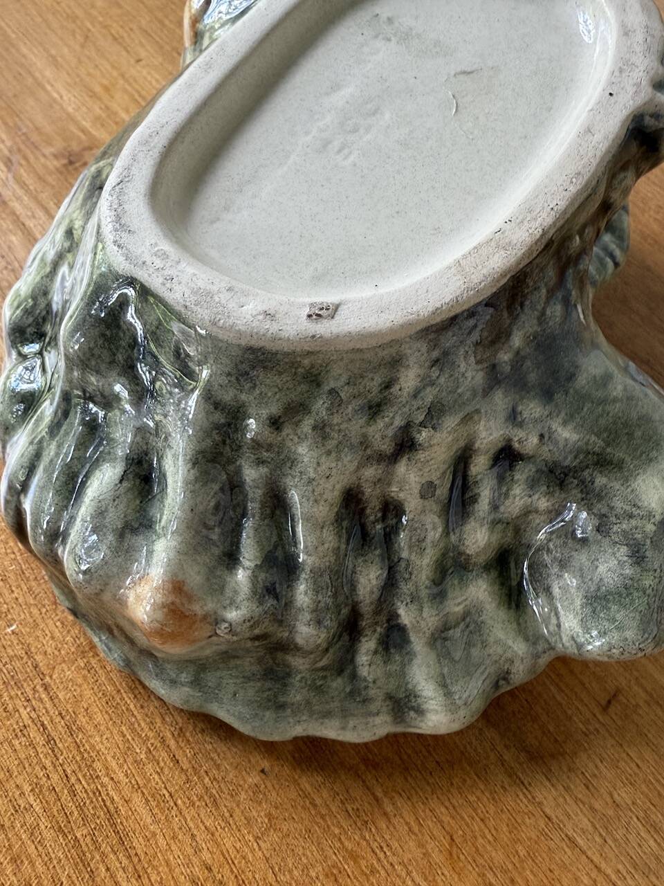 Ceramic shell empty pocket or ashtray 1970