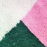 Tapis azilal fait main multicolore vert, rose, bleu, gris taille 150x250 cm