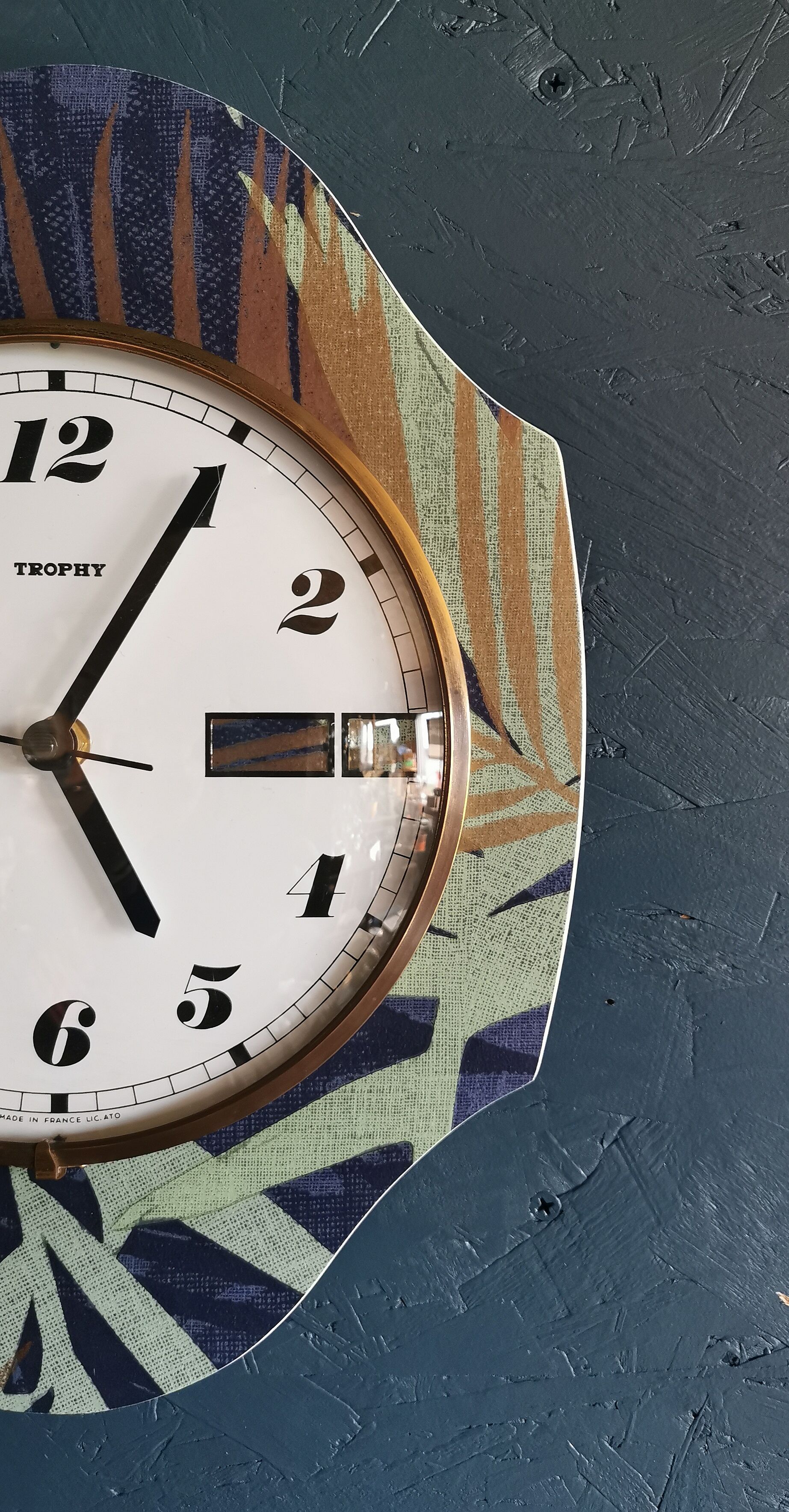 Vertical silent vintage wall pendulum clock "Trophy blue green golden"