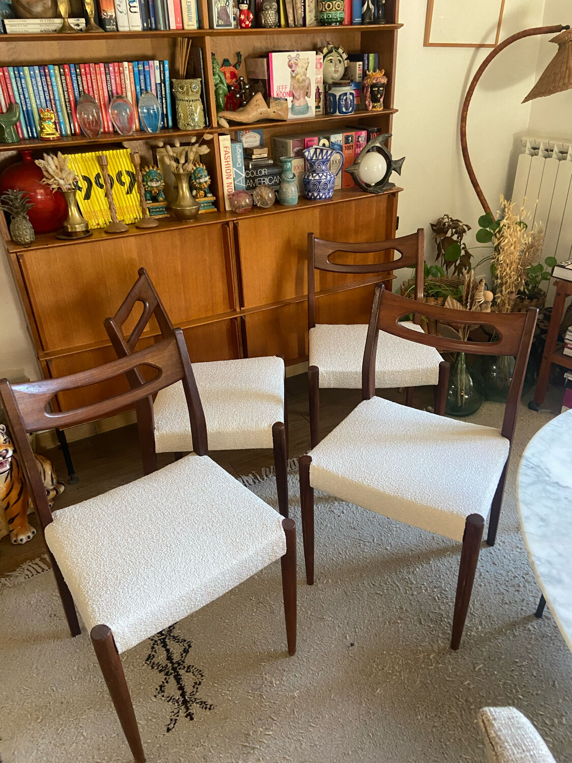 Series of 6 Danish teak chairs 60s