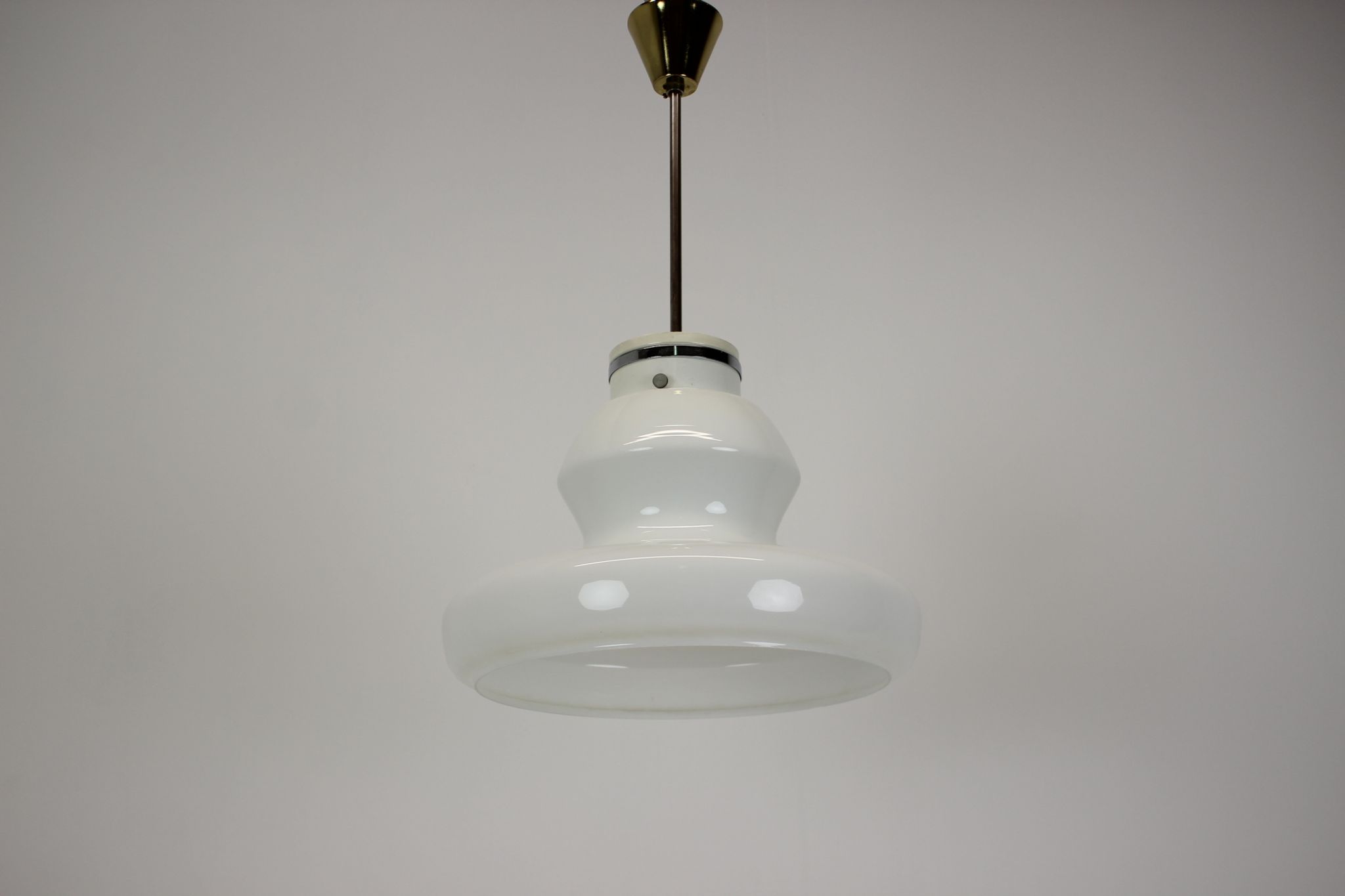 Pédant en verre du milieu du siècle par napako, années 1960