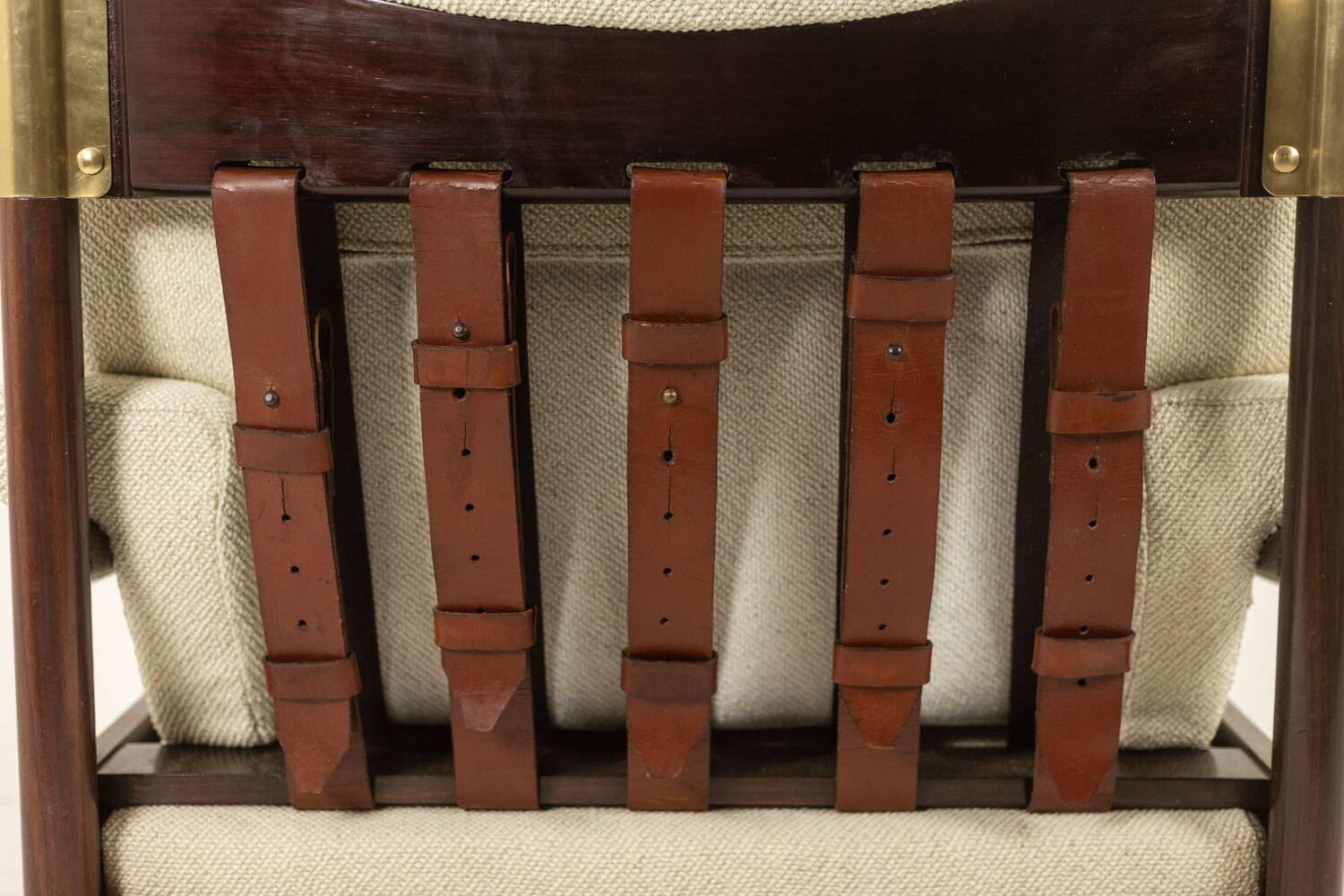 Paire de fauteuils « Sella » en palissandre par Carlo di Carli, années 1960
