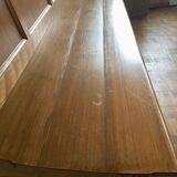 Station in oak bench