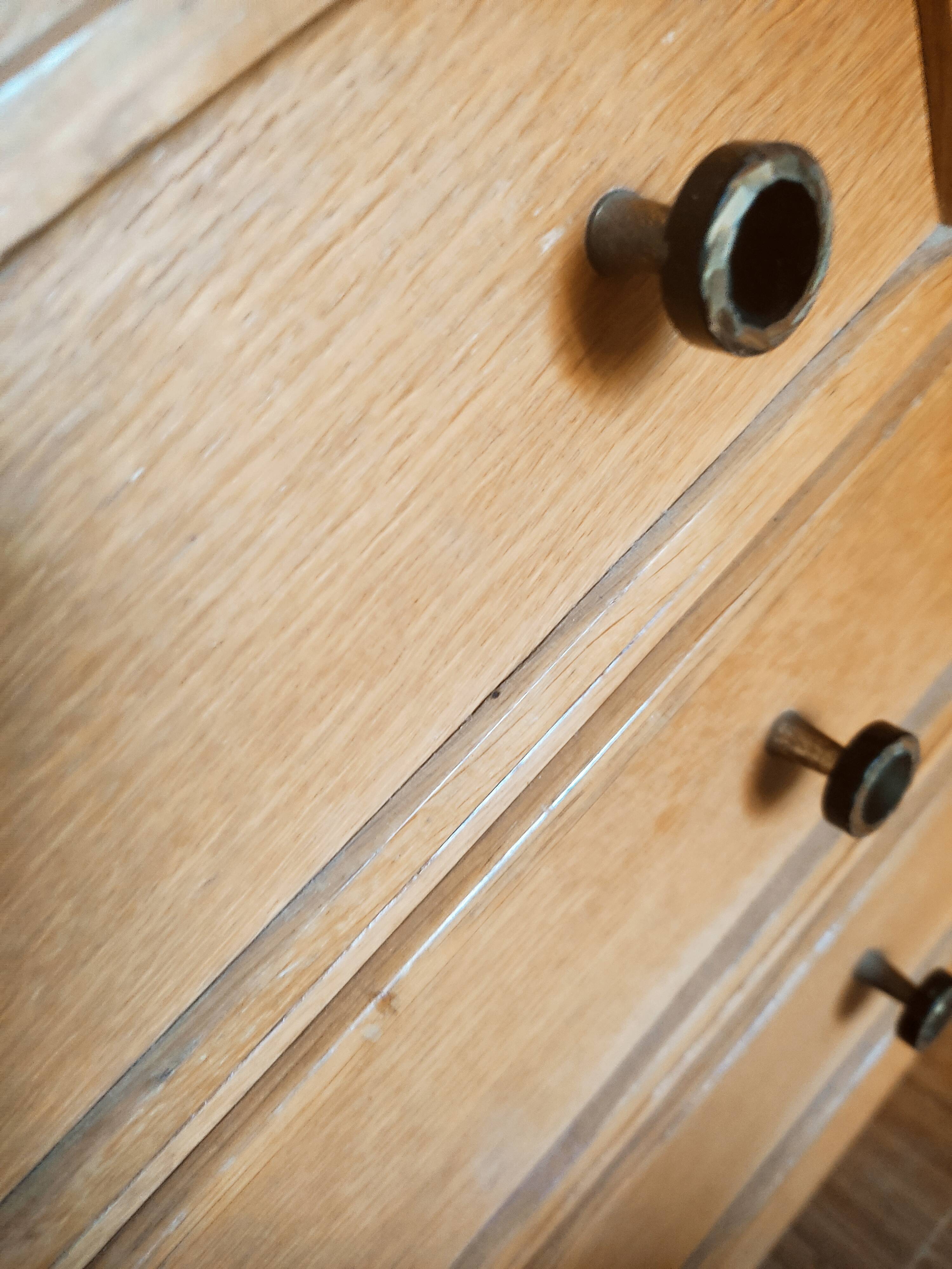 Bedside 3 drawers in light wood