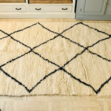 Beautiful carpet Beniouarin pure wool