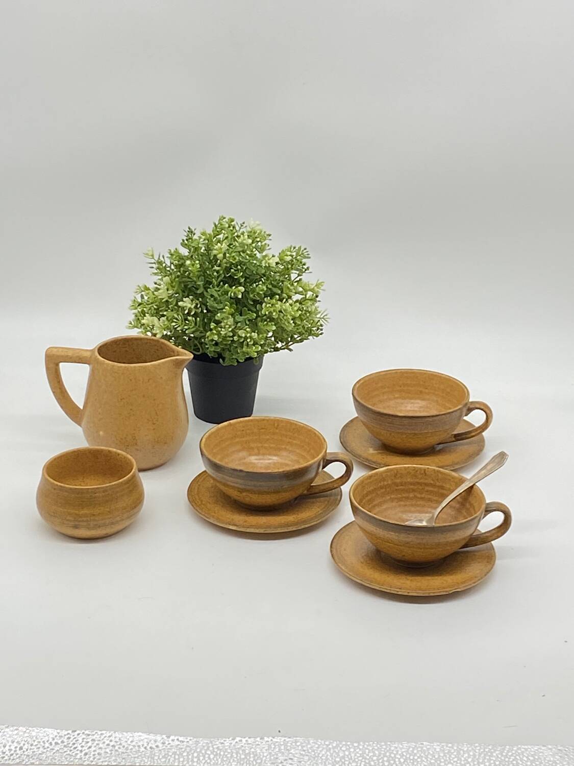 Vintage Longchamp ceramic breakfast service, stoneware