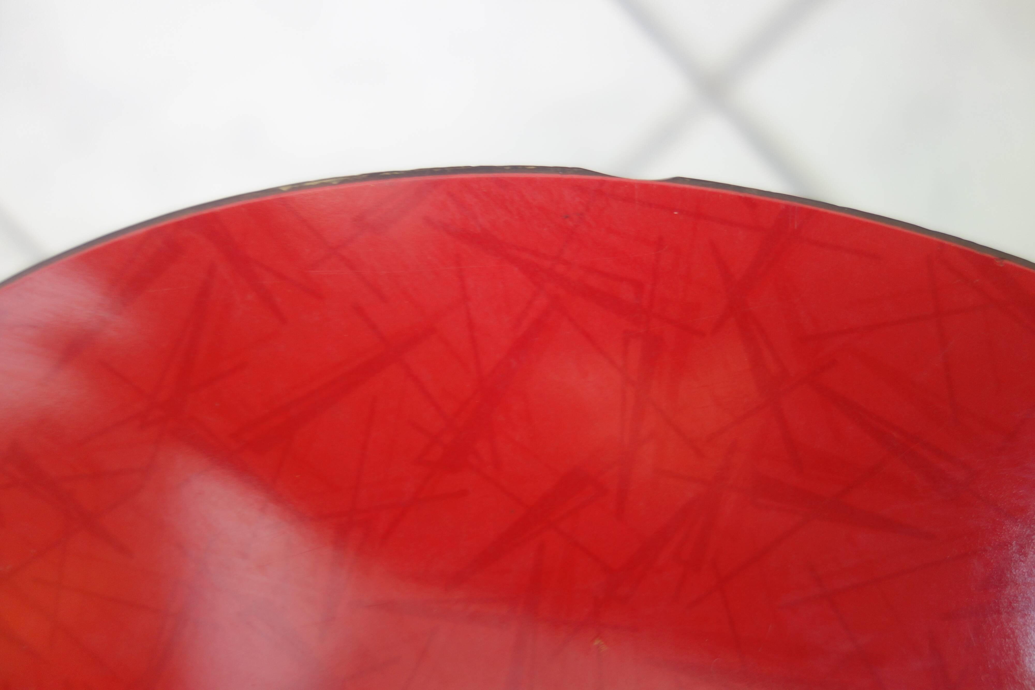 Table d'appoint des années 50 tripode en formica forme haricot