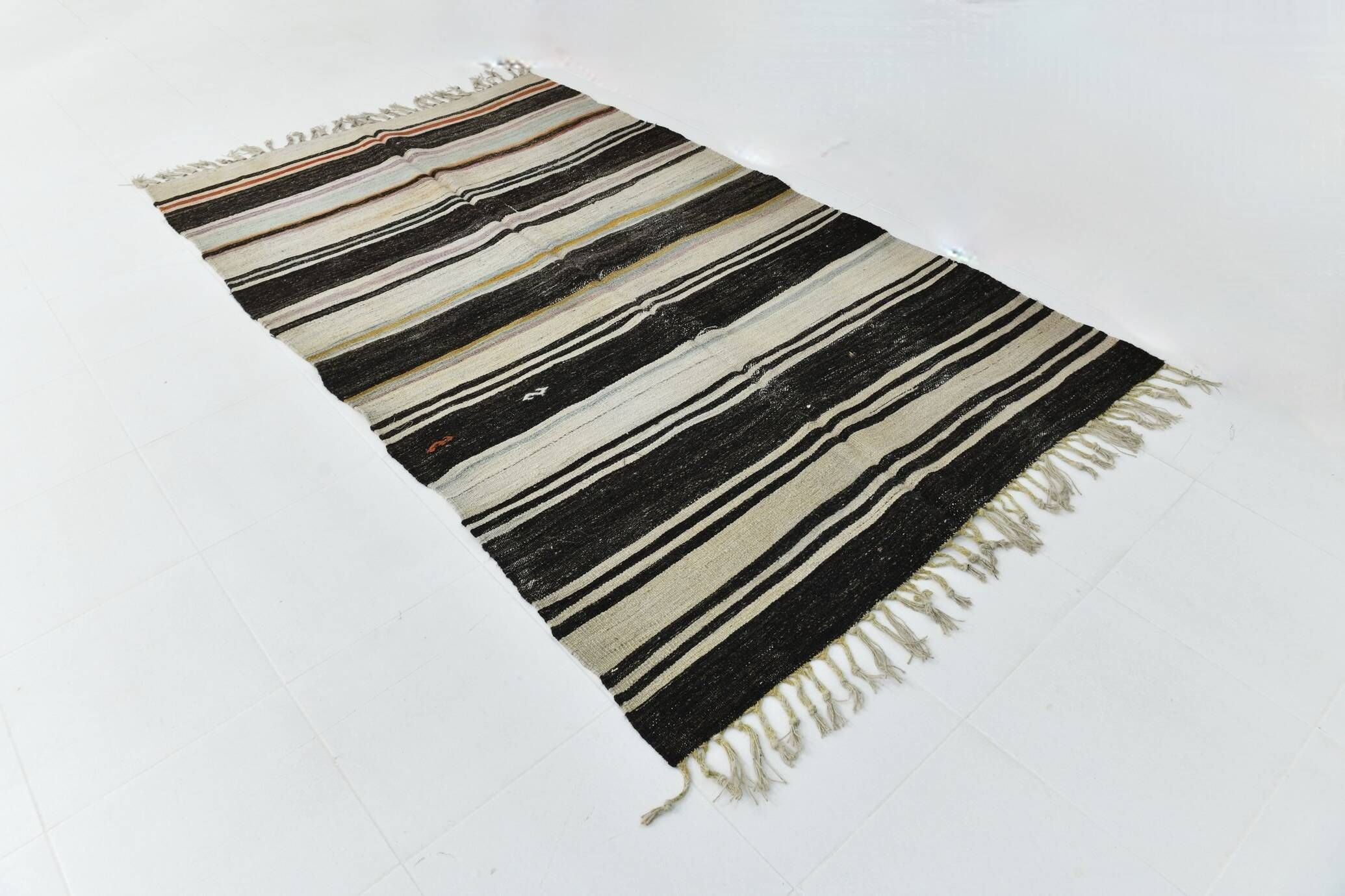 5x9 Cream & Brown Striped Handmade Vintage Kilim Rug, 147x264Cm