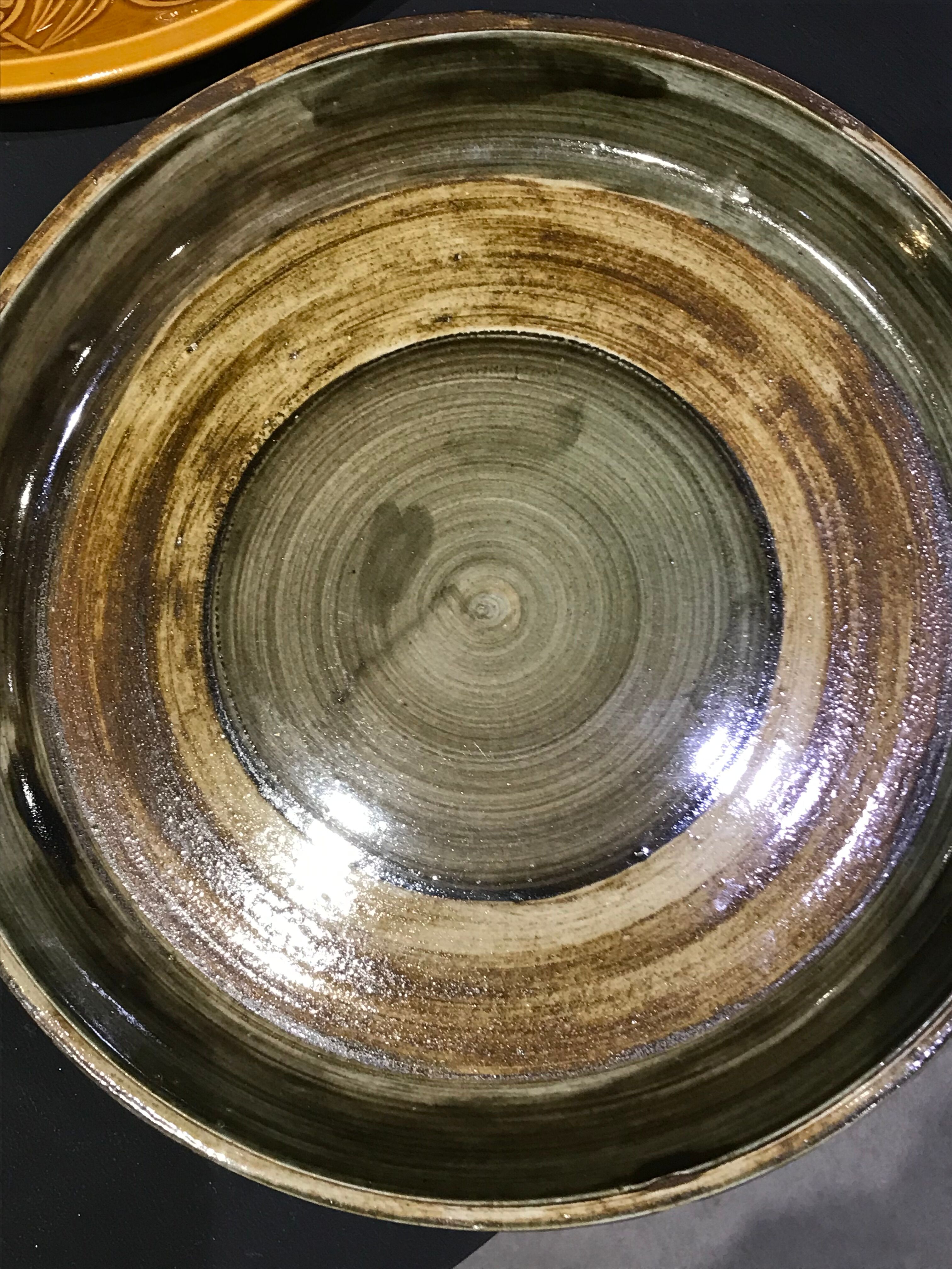Plate presentation or flat glazed stoneware spiral pattern